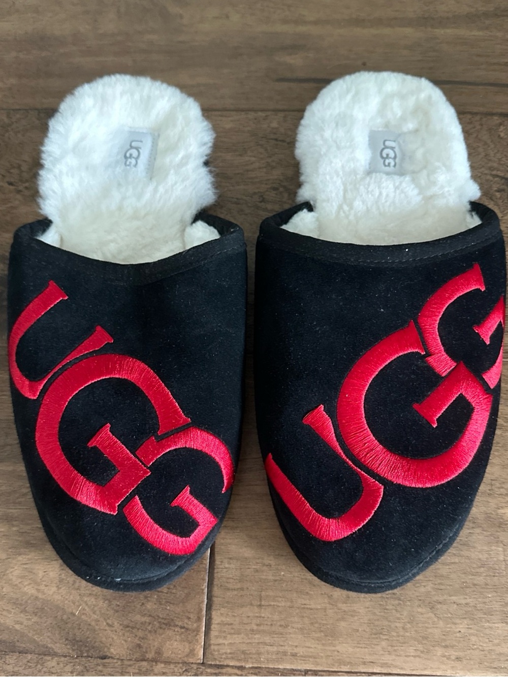 Black UGG Suede Scuff Red Logo Shearling Slippers size 10 1101324